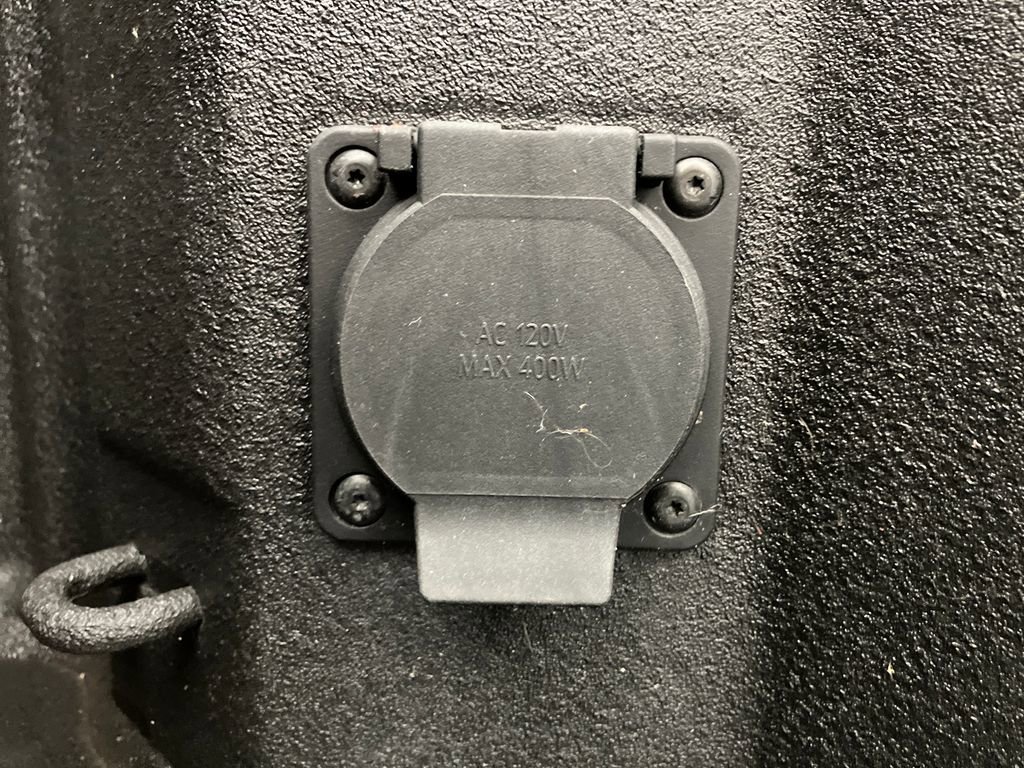 Used 2021 GMC Sierra 1500 AT4 w/ Technology Package image 30