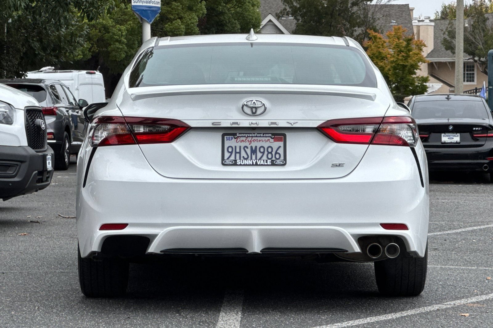 Used 2024 Toyota Camry SE FWD image 5