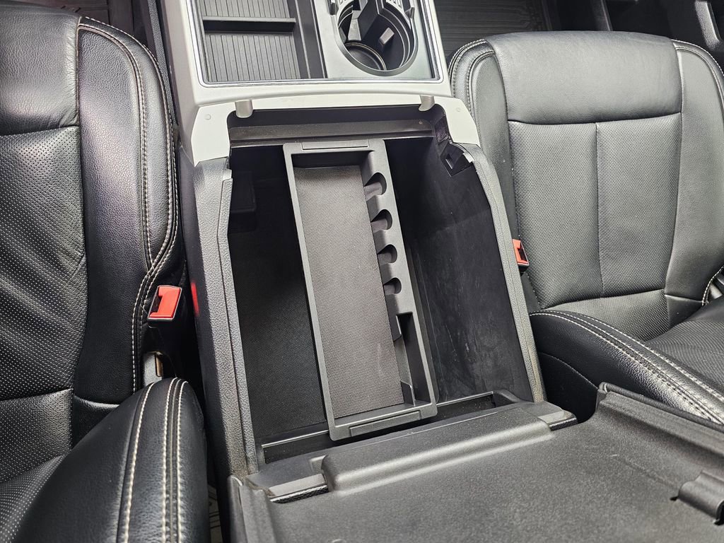 Certified 2021 Ford F350 Lariat w/ Lariat Ultimate Package image 27