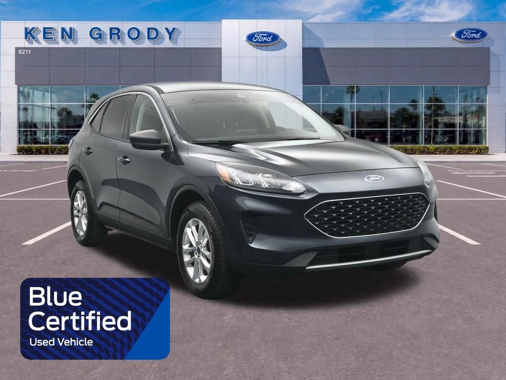 Certified 2022 Ford Escape SE w/ Cold Weather Package