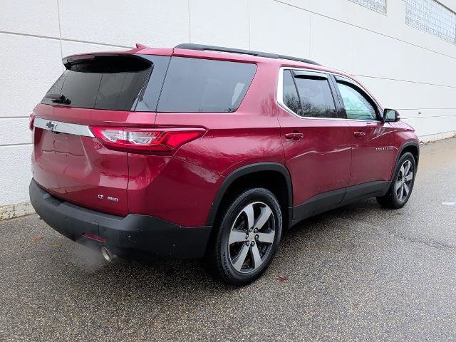 Used 2020 Chevrolet Traverse LT w/ LT Premium Package image 3