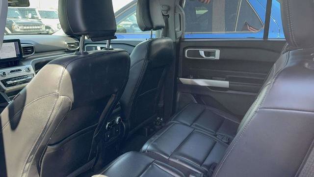 Certified 2022 Ford Explorer XLT w/ Equipment Group 202A AWD/4WD image 30