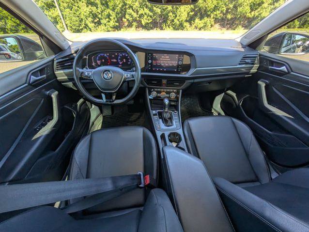 Used 2019 Volkswagen Jetta SEL FWD image 31