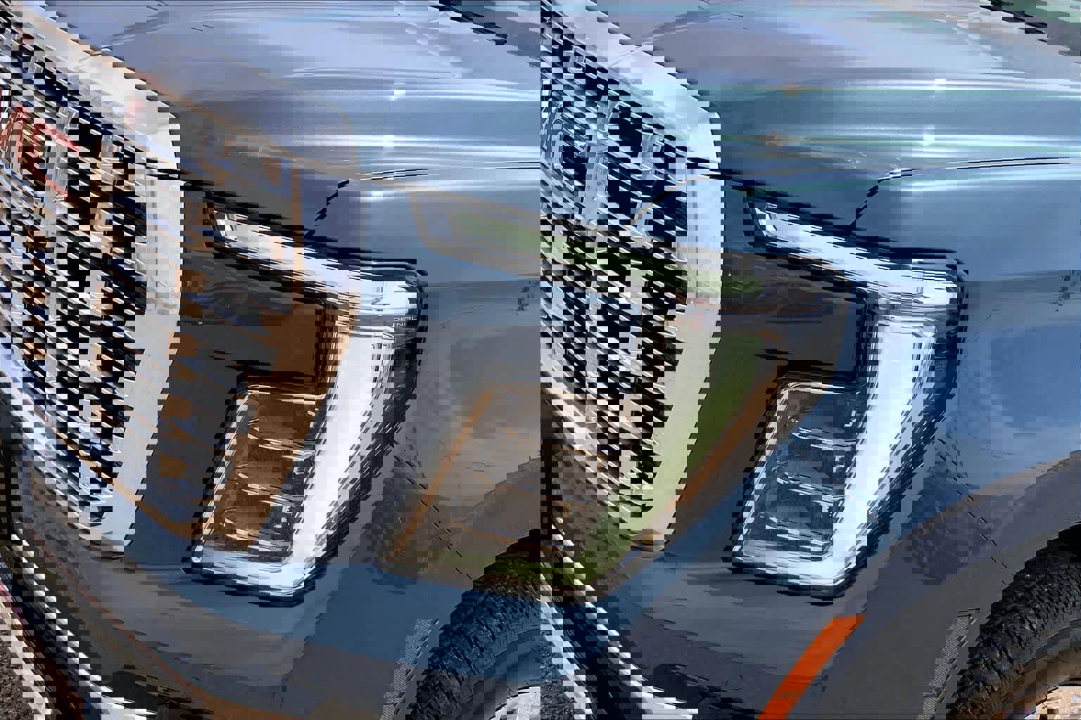 Used 2025 GMC Yukon XL Denali w/ LPO, Floor Liner Package image 28