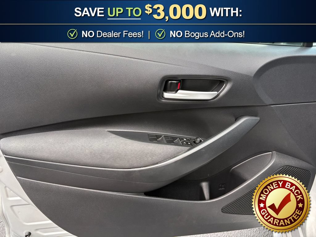 Used 2020 Toyota Corolla LE FWD image 16