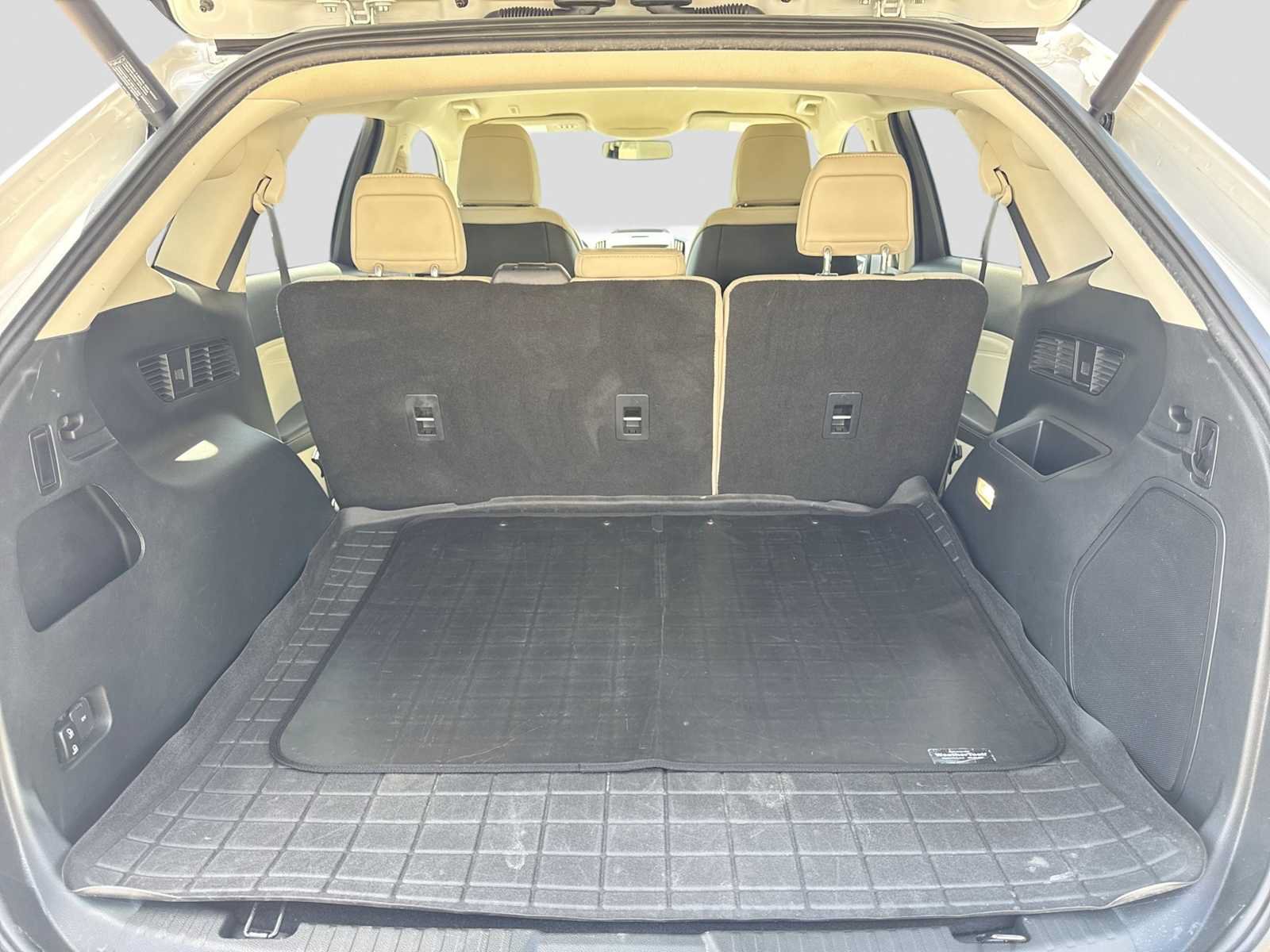 Certified 2020 Ford Edge Titanium AWD/4WD image 32