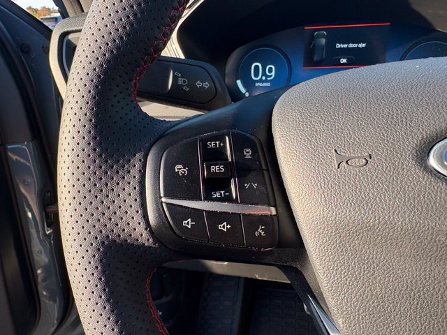 Certified 2023 Ford Escape ST-Line Elite AWD/4WD image 21