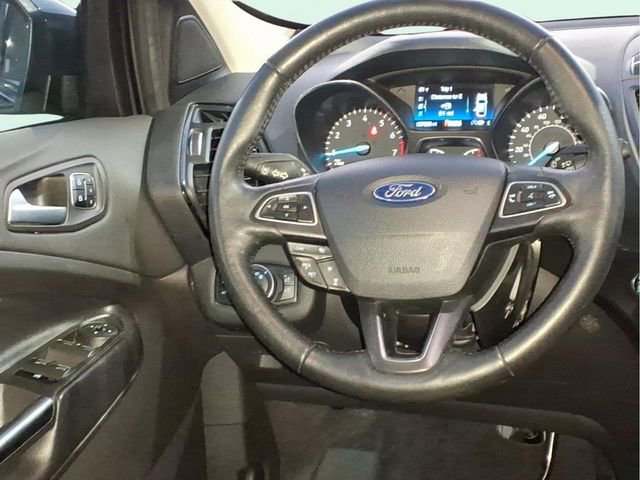 Certified 2019 Ford Escape Titanium image 11