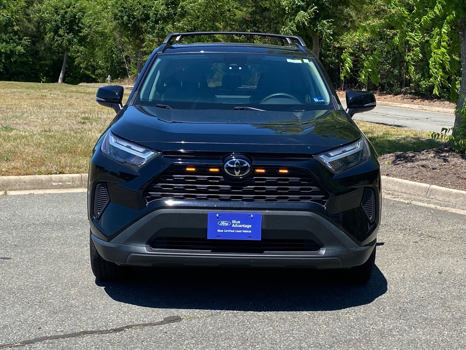 Used 2023 Toyota RAV4 XLE w/ Convenience Package AWD/4WD image 6