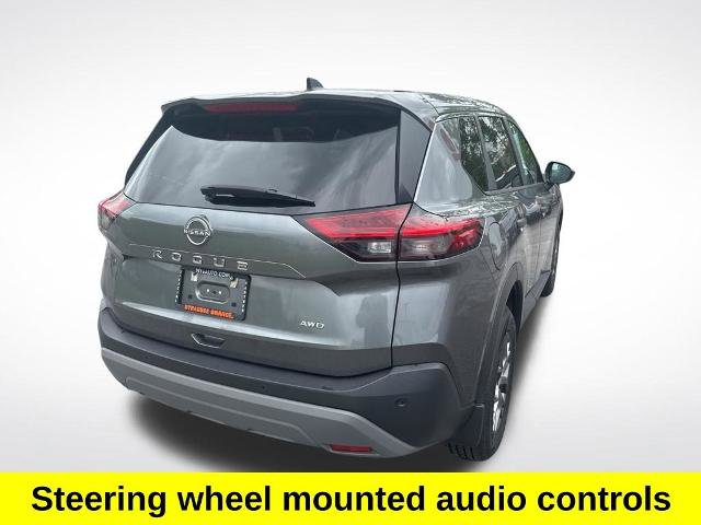 Used 2023 Nissan Rogue S AWD/4WD image 4