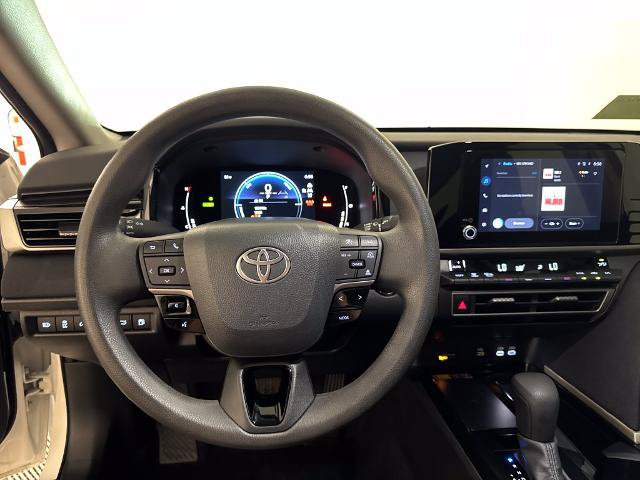 Used 2025 Toyota Camry LE w/ Convenience Package FWD image 8
