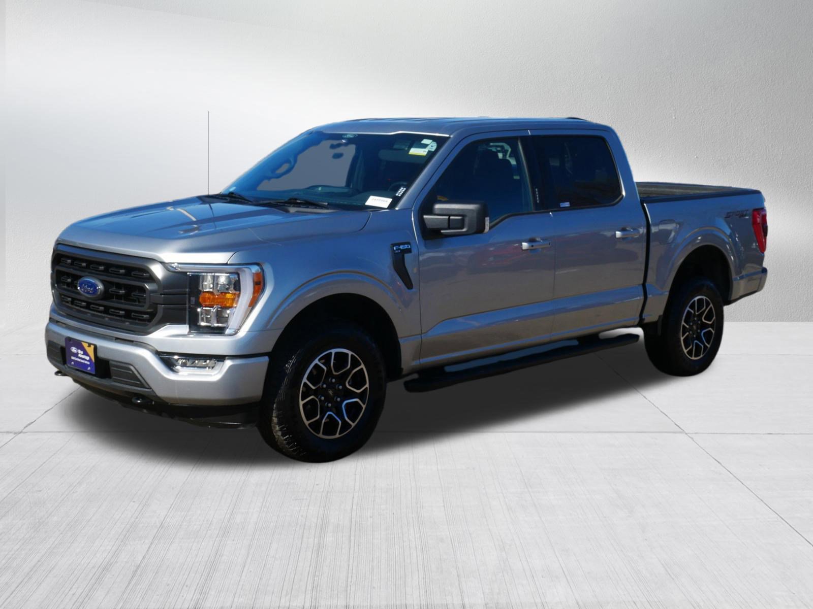 Certified 2022 Ford F150 XLT w/ Equipment Group 302A High image 3