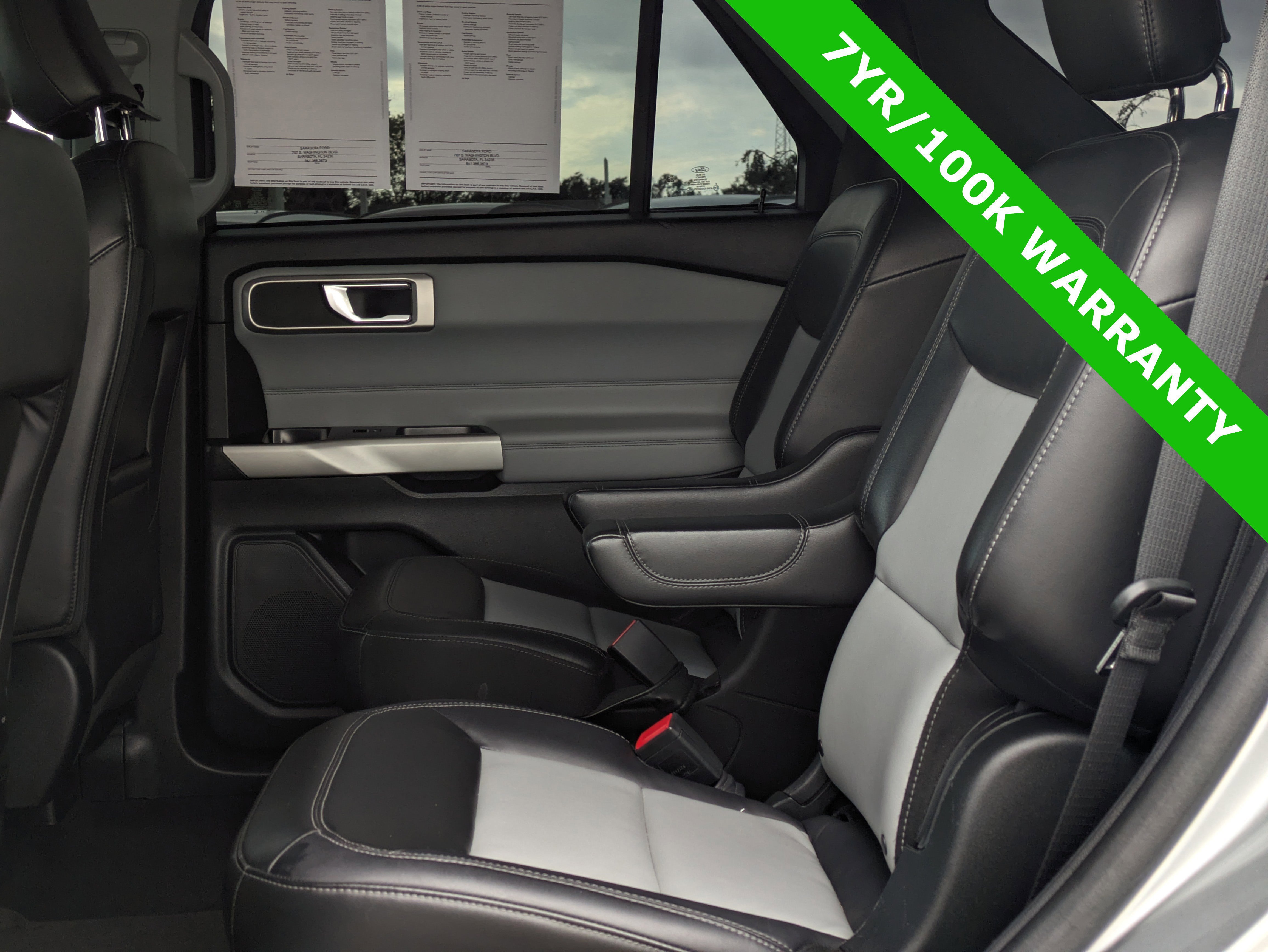 Certified 2022 Ford Explorer XLT w/ Equipment Group 202A image 15