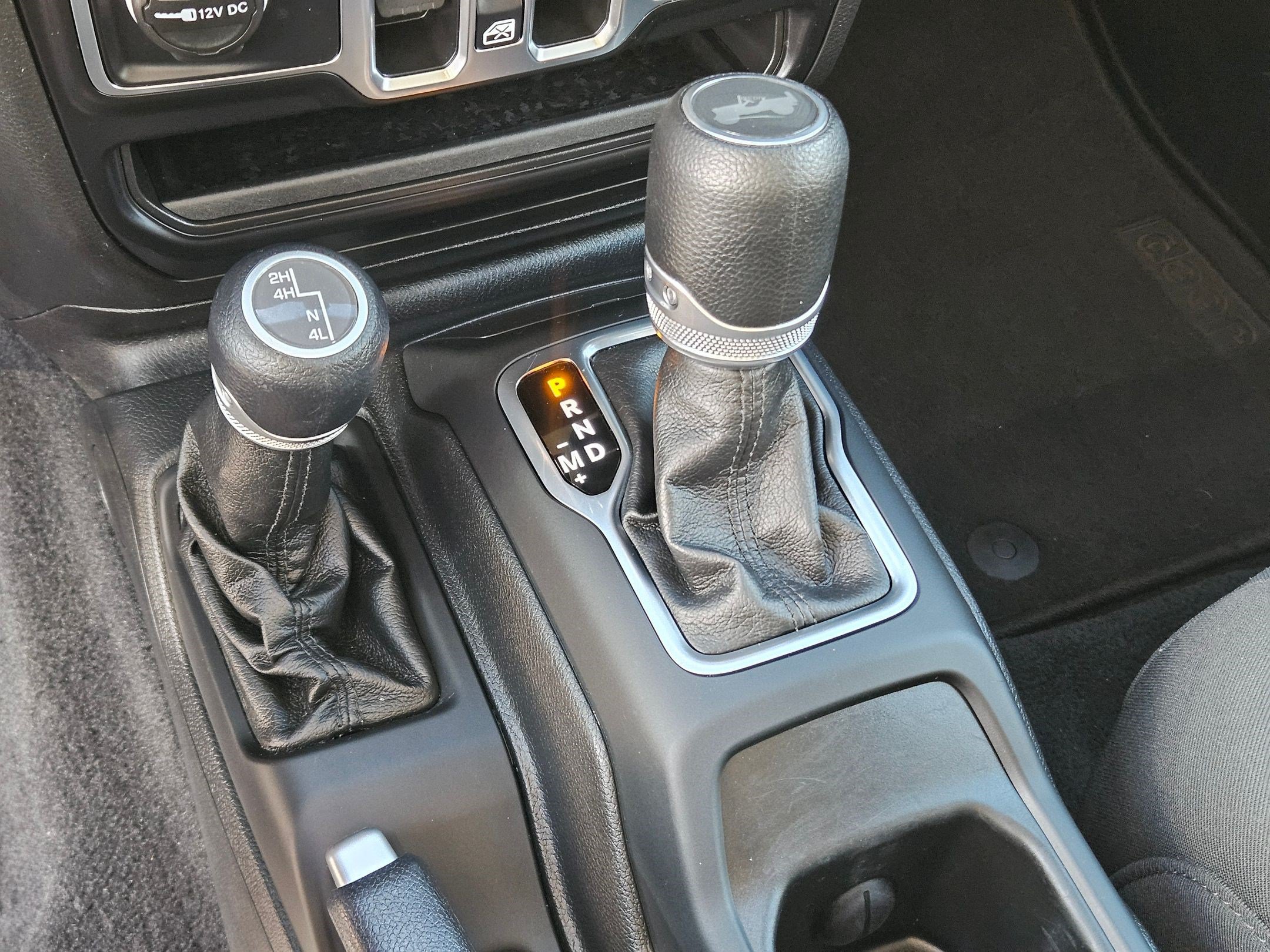 Used 2021 Jeep Wrangler Unlimited Sport AWD/4WD image 28