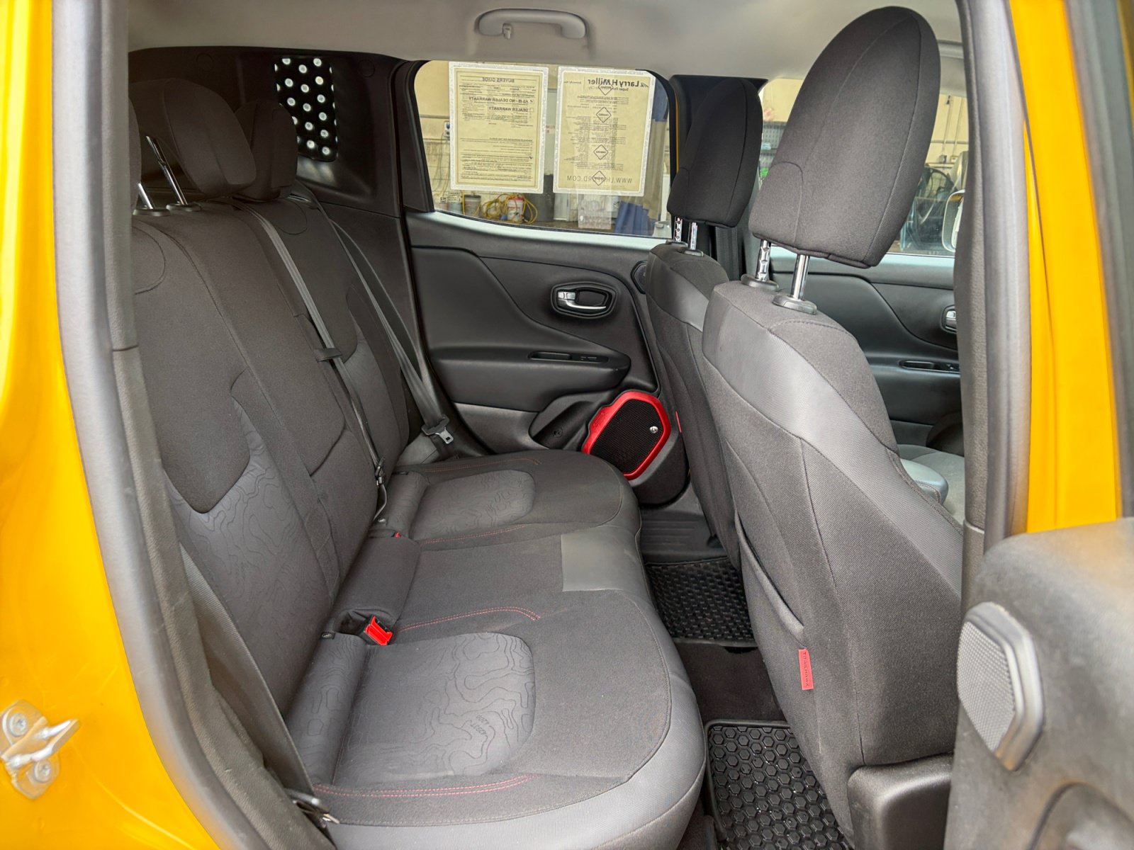 Used 2018 Jeep Renegade Trailhawk w/ Cold Weather Group II AWD/4WD image 28