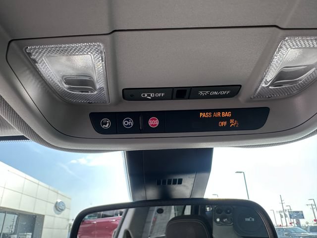 Used 2022 GMC Terrain SLE w/ Driver Convenience Package FWD image 18