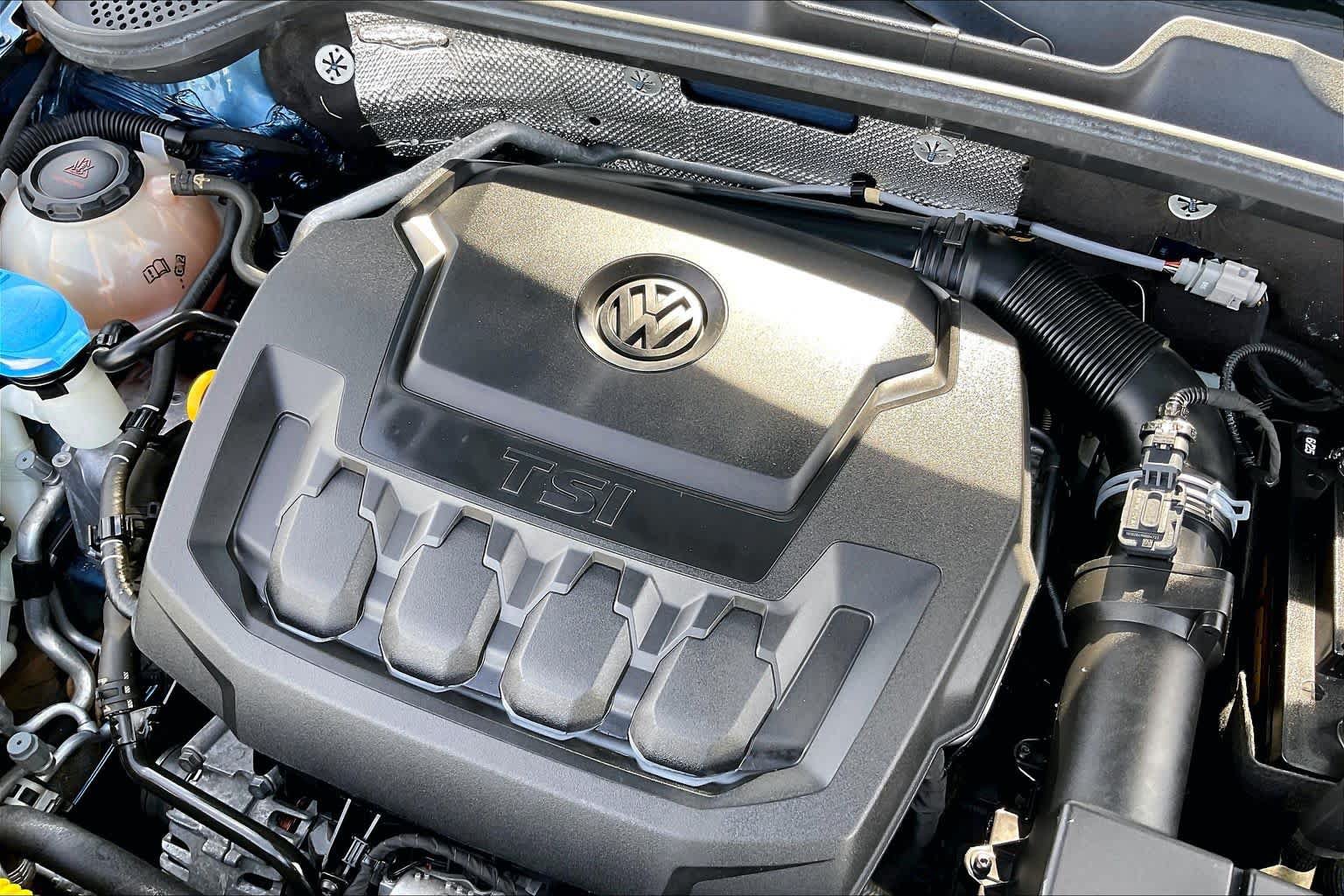 Used 2019 Volkswagen Beetle 2.0T S FWD image 27