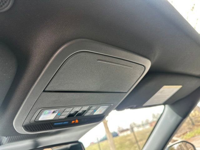 Certified 2025 Ford Explorer Platinum w/ Ultimate Package image 54