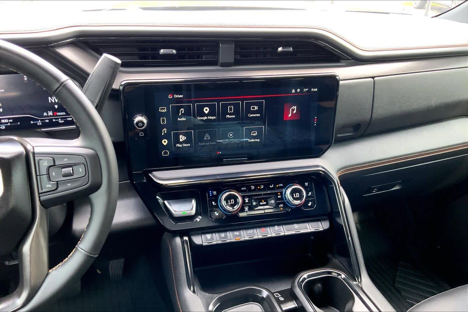 Used 2024 GMC Sierra 2500 AT4 w/ AT4 Premium Plus Package AWD/4WD image 7