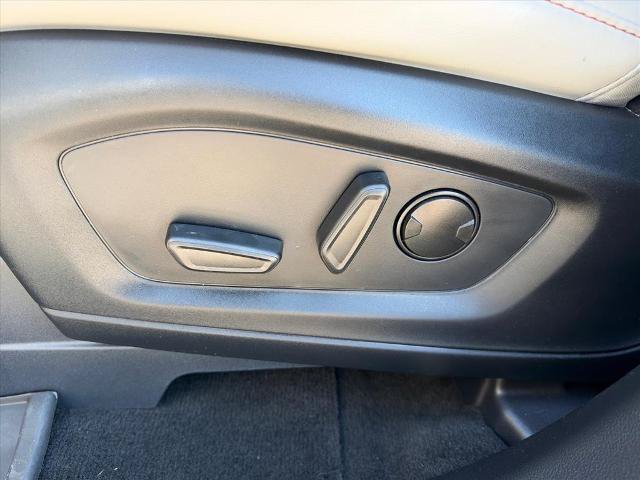 Certified 2025 Ford Explorer Active w/ Active Comfort Package RWD image 20