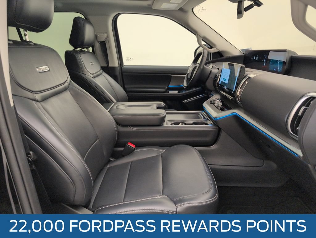 Certified 2025 Ford Expedition Platinum AWD/4WD image 15