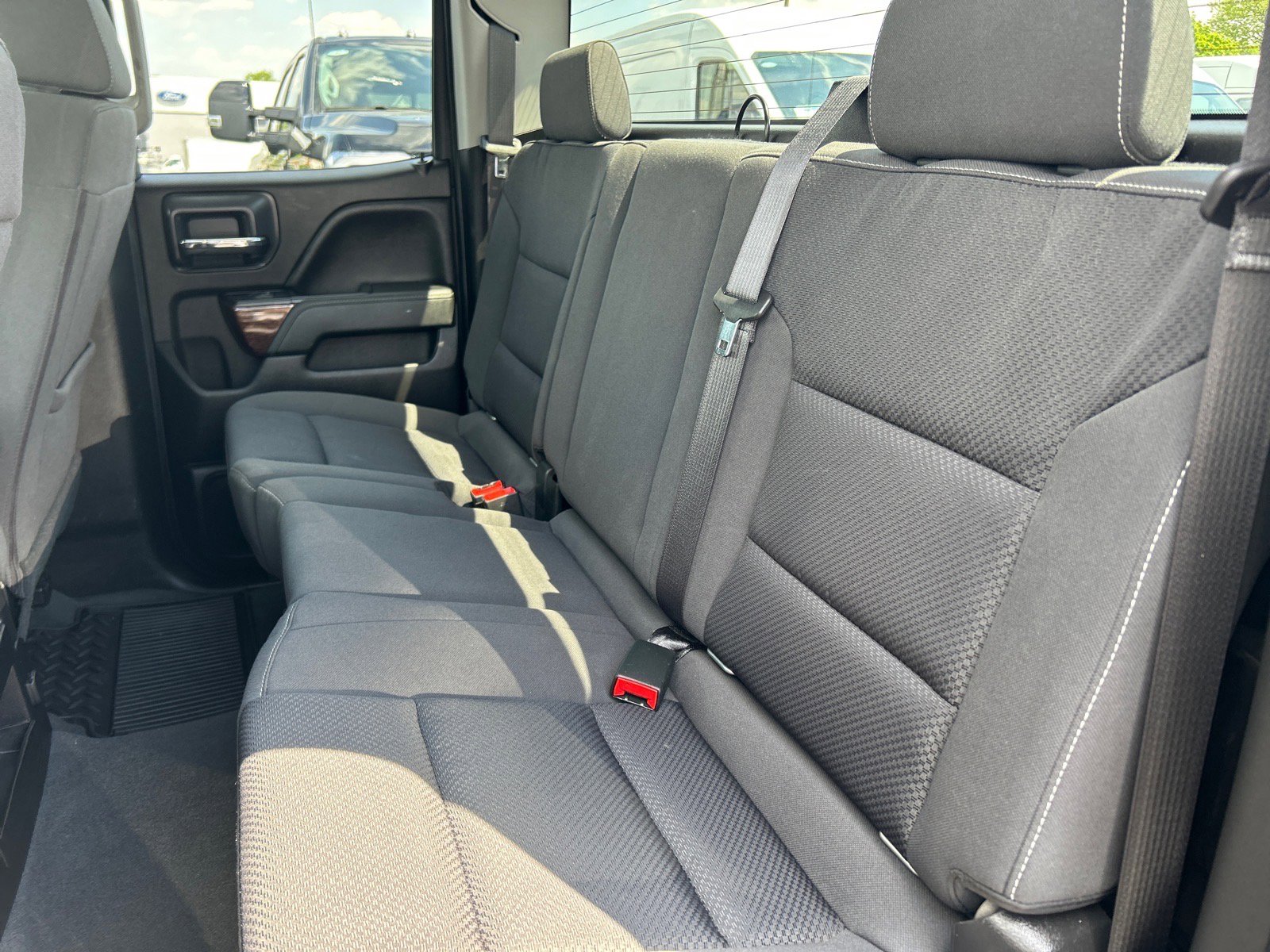 Used 2019 GMC Sierra 1500 SLE w/ Black Pack AWD/4WD image 10