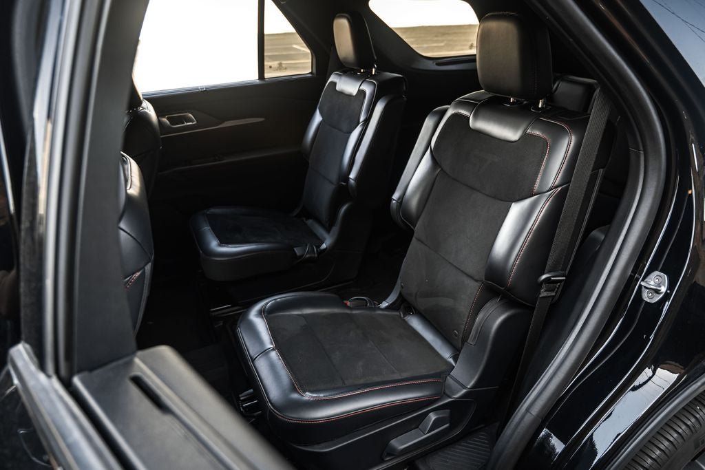 Certified 2025 Ford Explorer ST AWD/4WD image 18
