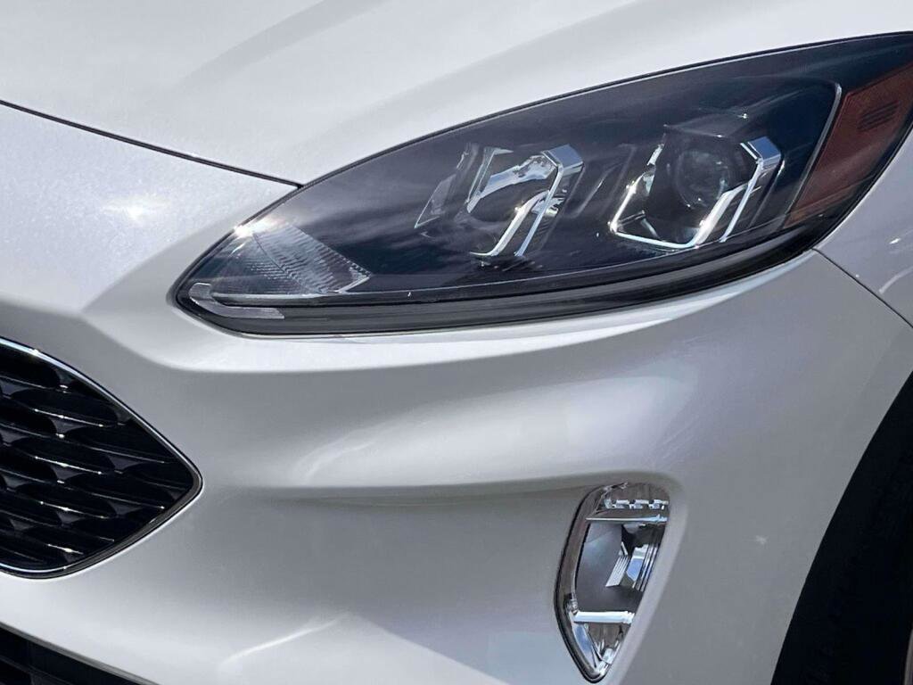 Certified 2022 Ford Escape SEL AWD/4WD image 13