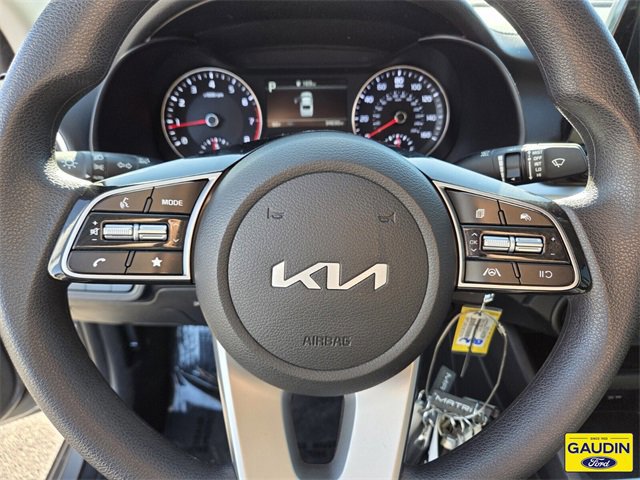 Used 2022 Kia Forte LXS image 18