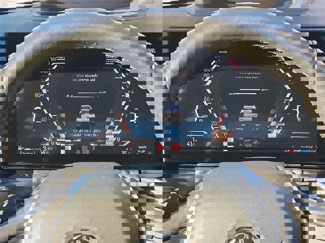 Used 2023 BMW 330i xDrive Sedan w/ Premium Package image 13