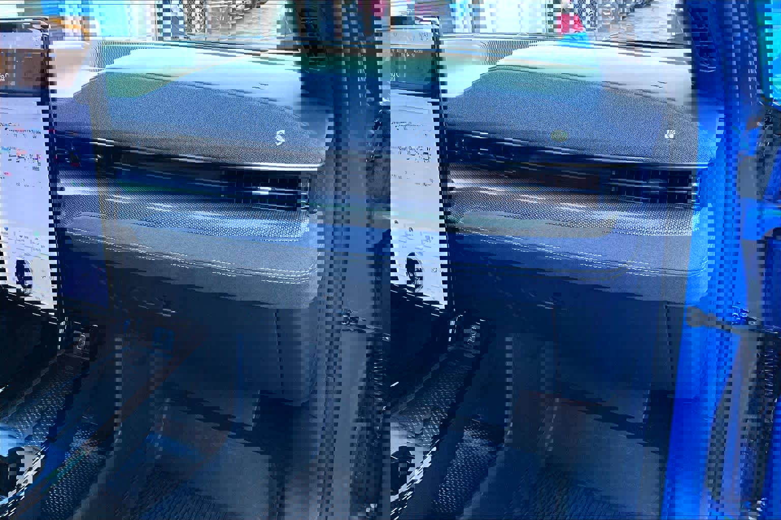 Certified 2025 Ford Mustang Mach-E GT image 18