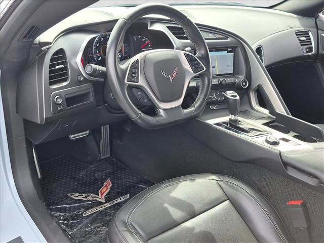 Used 2019 Chevrolet Corvette Stingray Coupe w/ Carbon Flash Badge Package RWD image 9