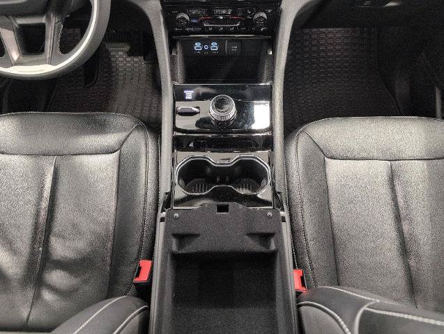 Used 2023 Jeep Grand Cherokee Limited w/ Black Appearance Package AWD/4WD image 18