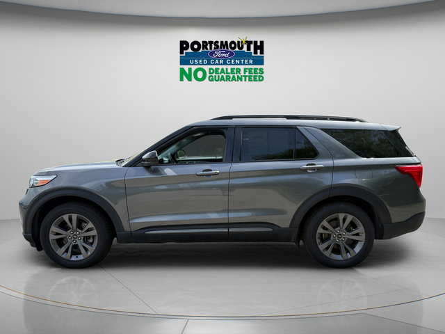 Certified 2023 Ford Explorer XLT w/ Equipment Group 202A AWD/4WD image 2