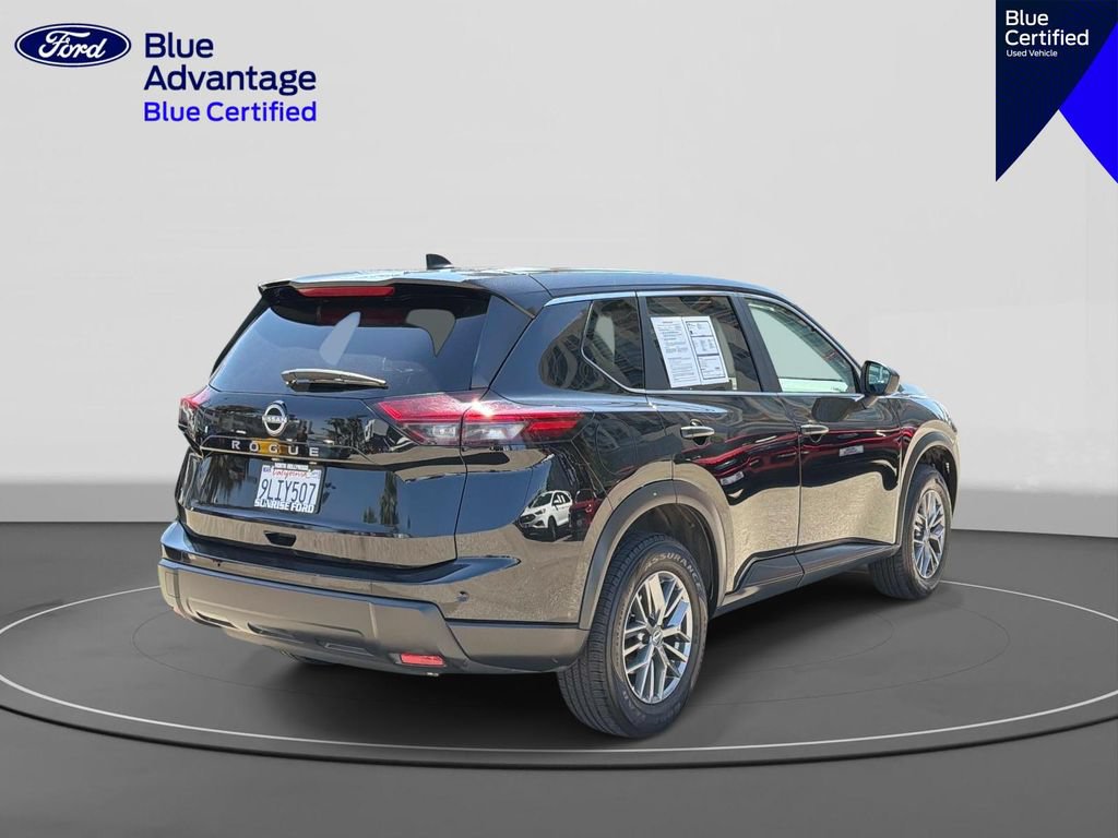 Used 2024 Nissan Rogue S FWD image 5