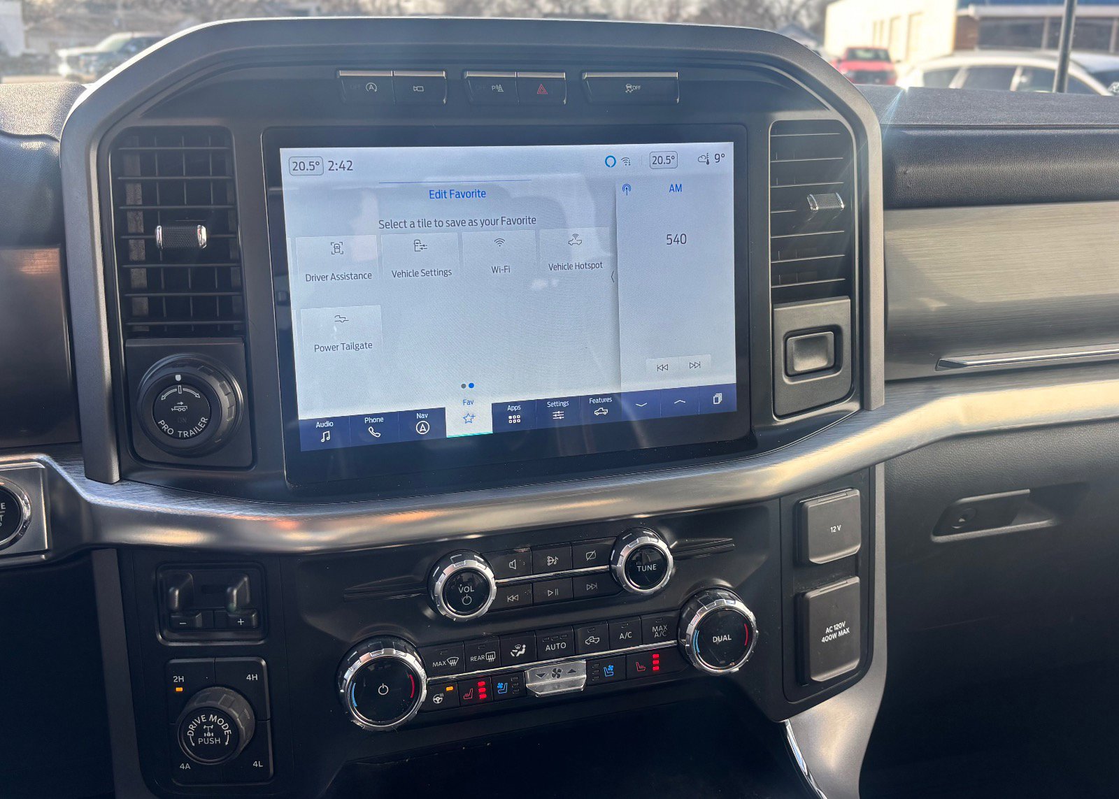 Certified 2022 Ford F150 Lariat w/ Equipment Group 502A High image 51