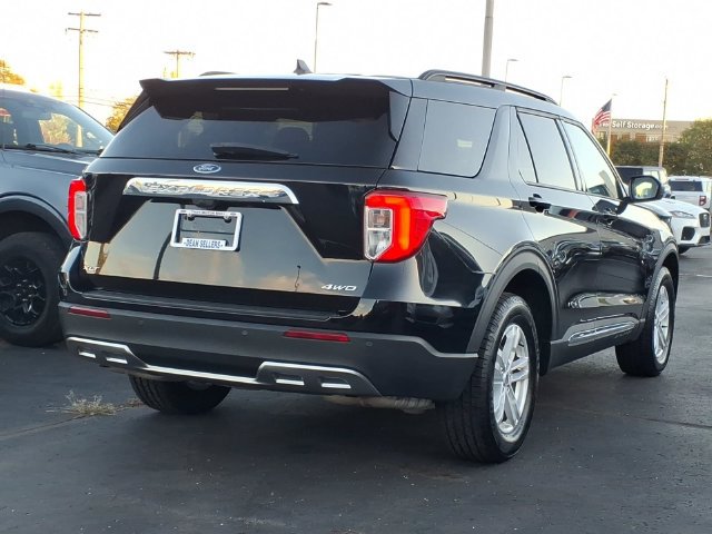 Certified 2023 Ford Explorer XLT w/ Equipment Group 202A AWD/4WD image 4