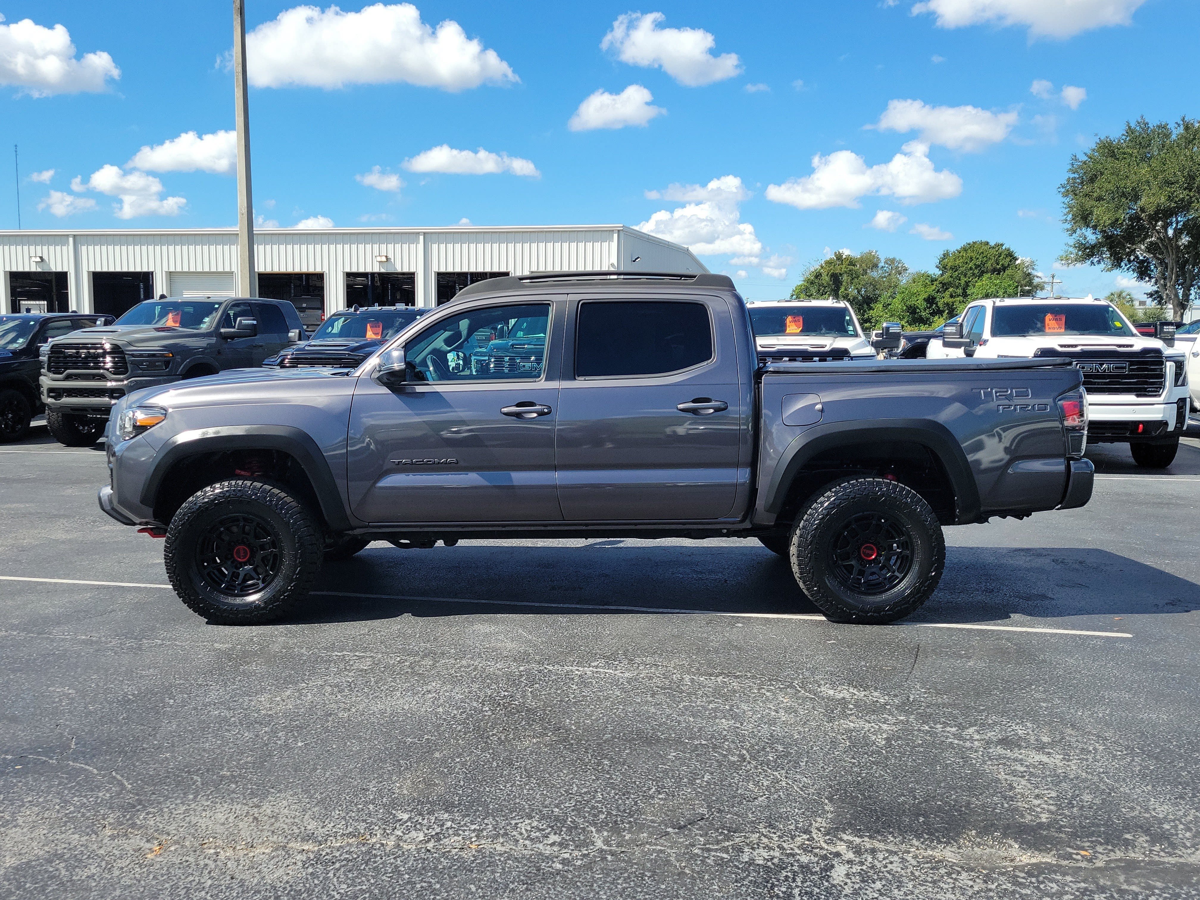 Used 2022 Toyota Tacoma TRD Pro AWD/4WD image 6