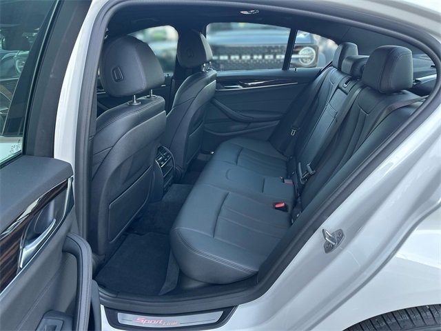 Used 2018 BMW 530i xDrive 530i xDrive image 24