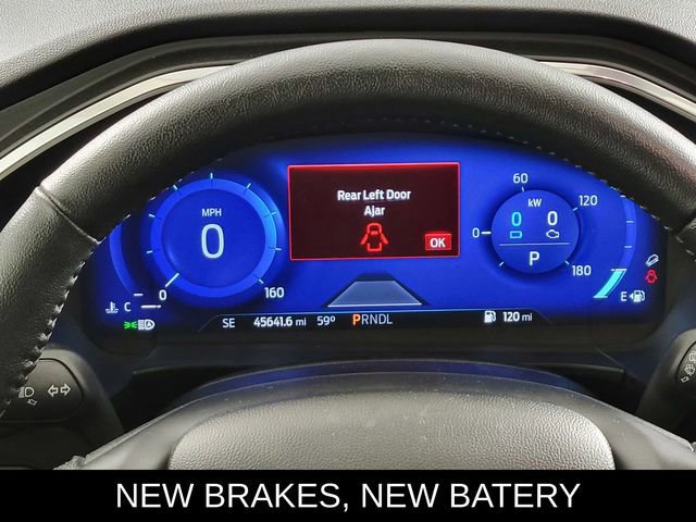 Certified 2020 Ford Escape Titanium image 31