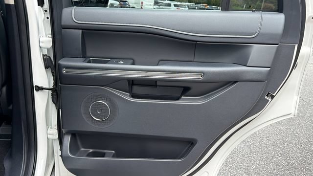 Certified 2023 Ford Expedition XLT RWD image 20