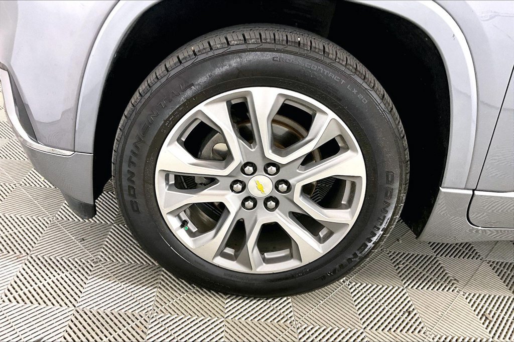 Used 2020 Chevrolet Traverse Premier FWD image 7