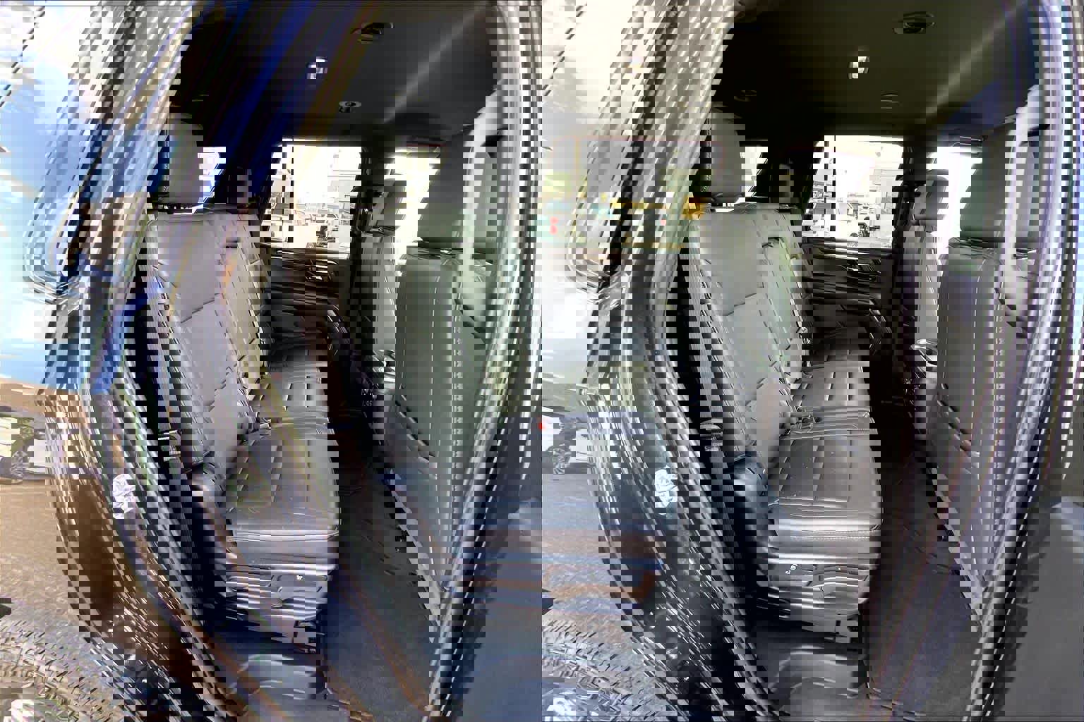 Used 2025 Chevrolet Tahoe Z71 image 20