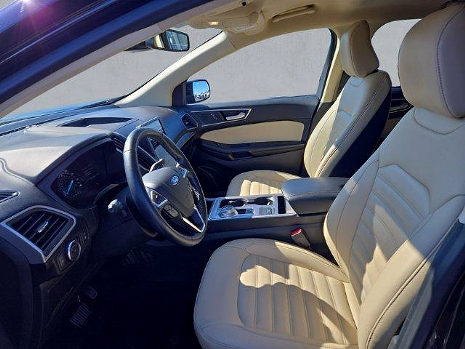 Certified 2023 Ford Edge SEL w/ Convenience Package AWD/4WD image 11