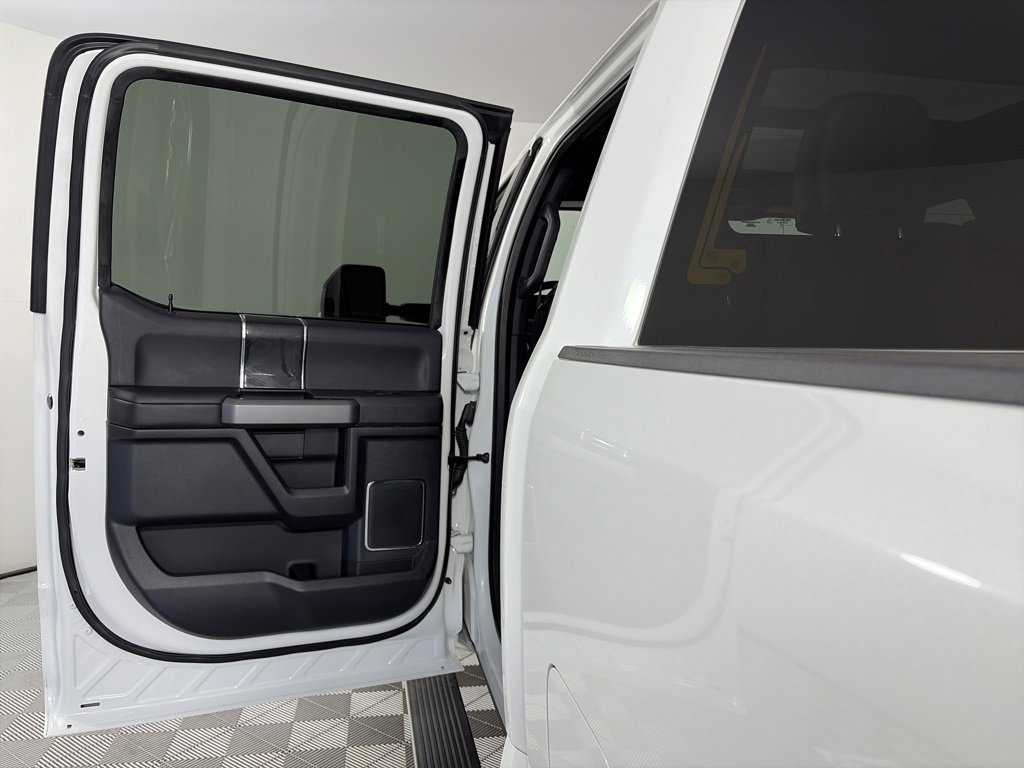 Certified 2022 Ford F350 Platinum w/ FX4 Off-Road Package image 12