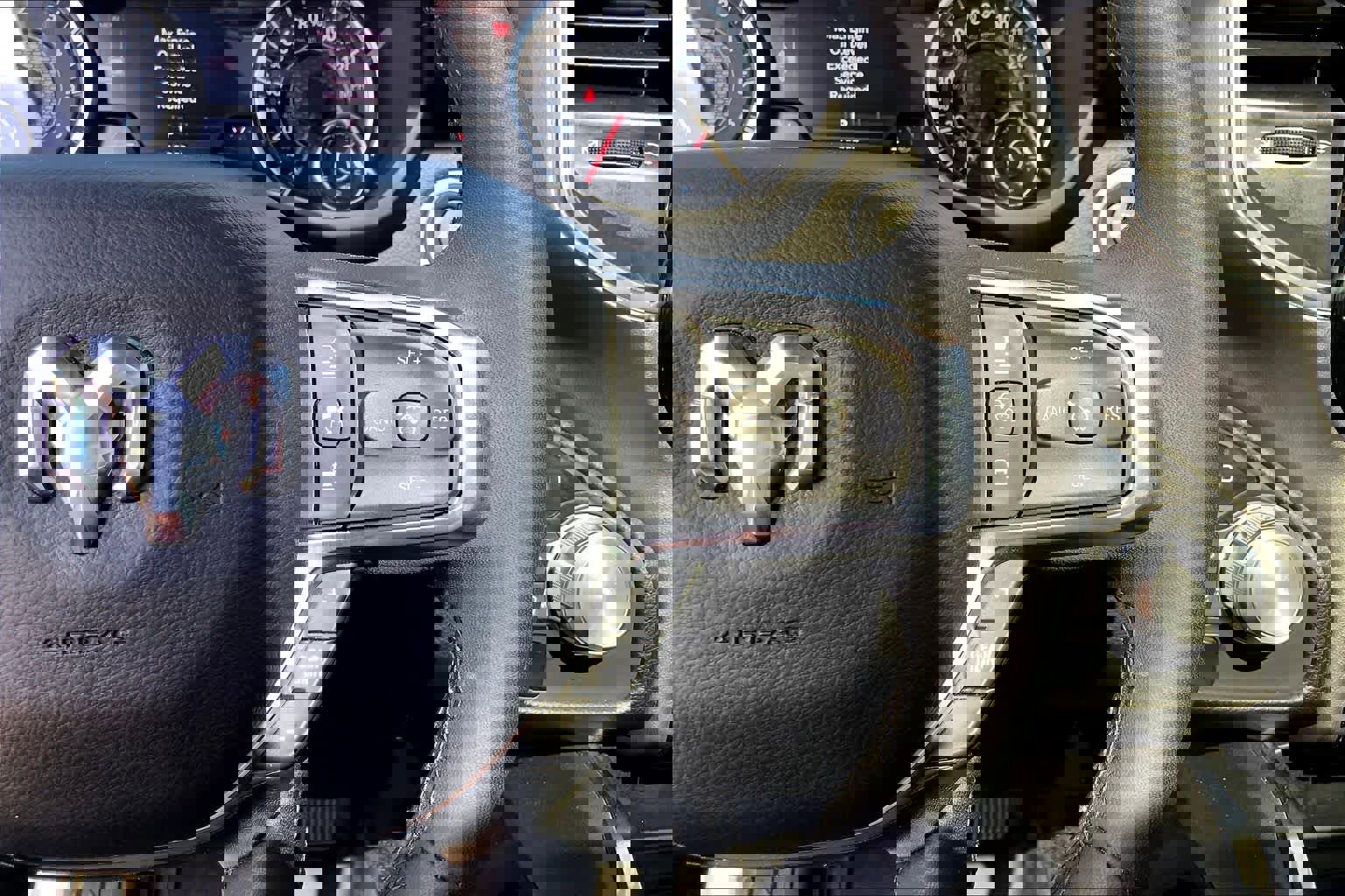 Used 2025 RAM 1500 Laramie w/ Laramie Southwest Edition image 25