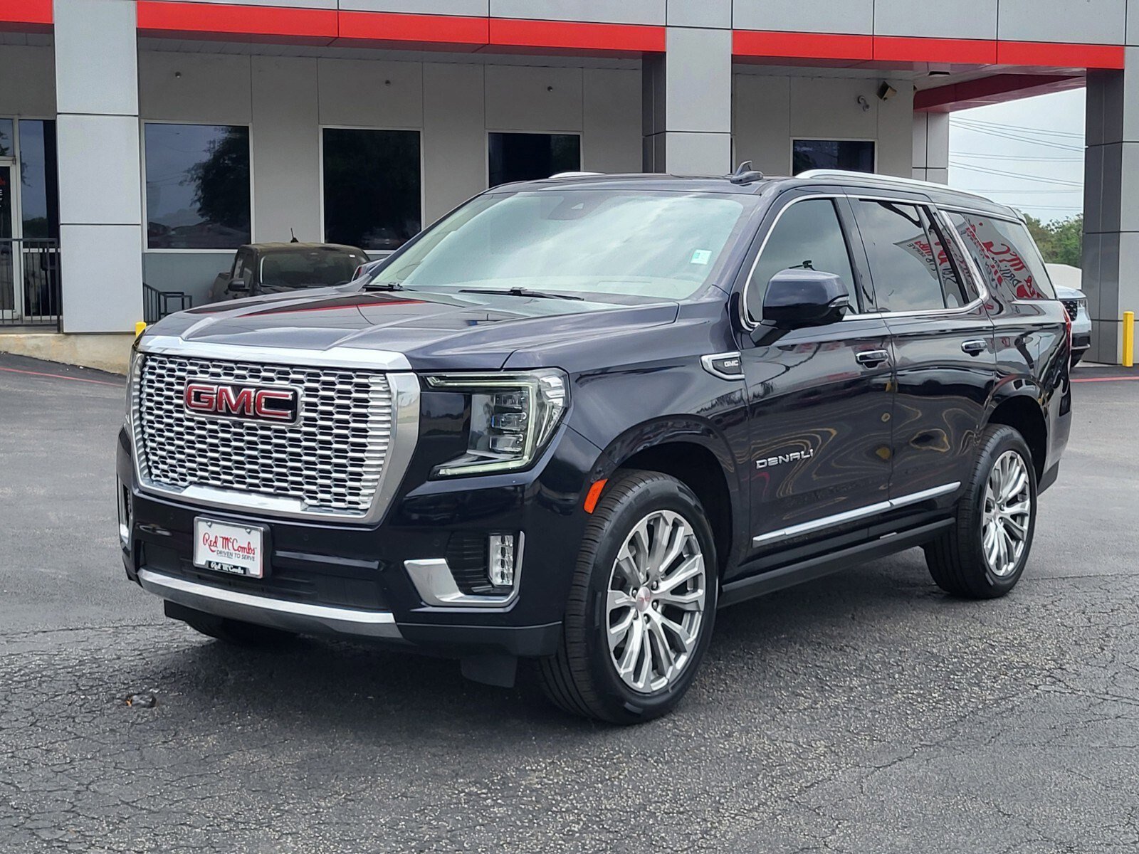 Used 2023 GMC Yukon Denali w/ Max Trailering Package image 7