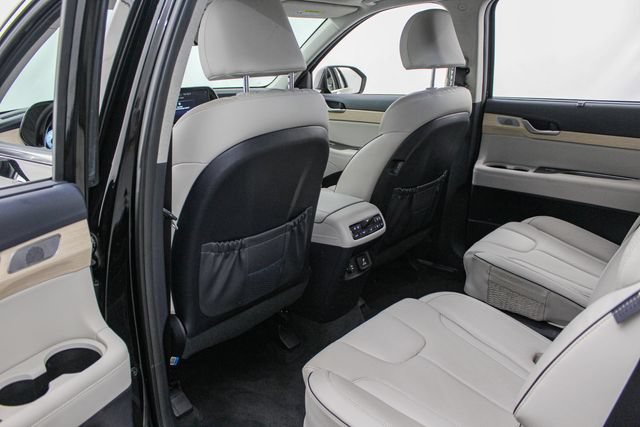Used 2024 Hyundai Palisade Limited AWD/4WD image 12