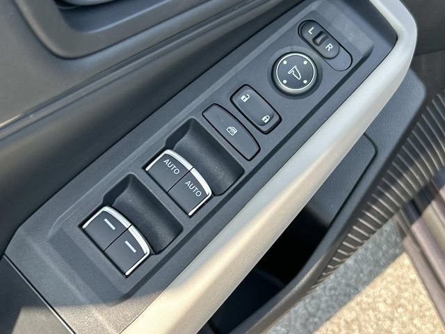 Used 2025 Honda Accord SE image 28