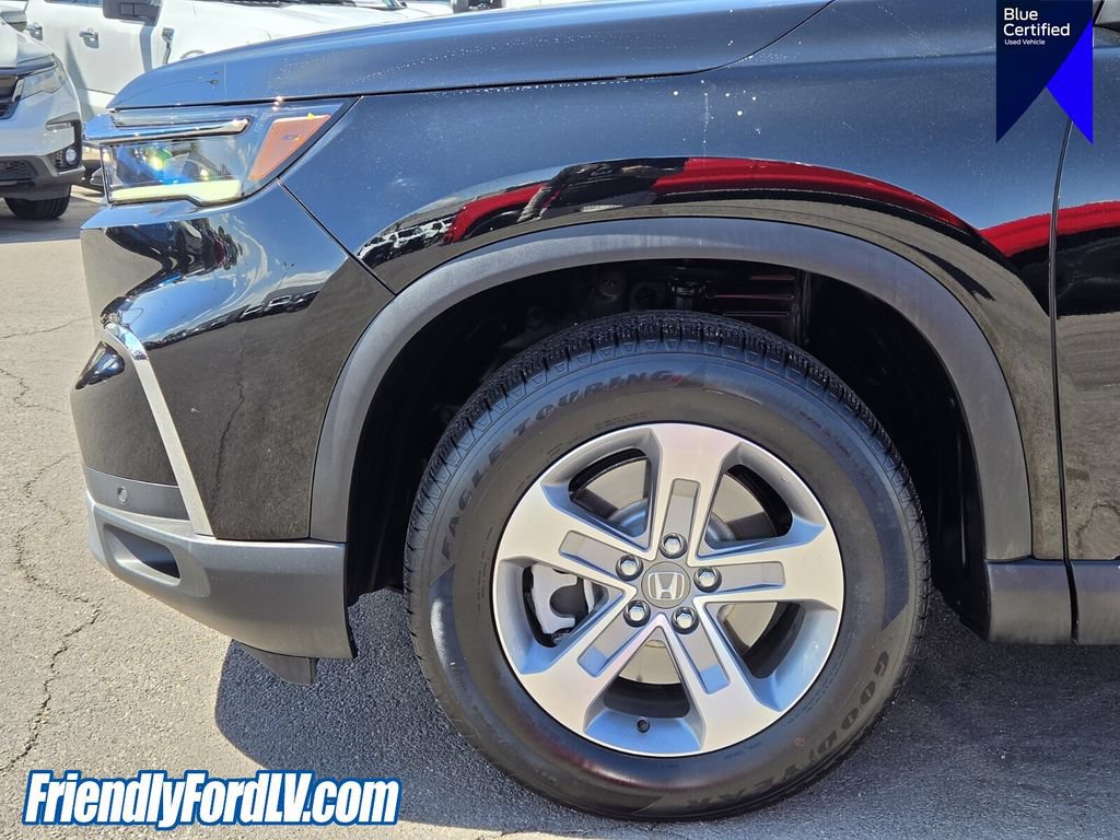 Used 2025 Honda Pilot EX-L image 10